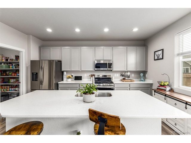 90 Sabin Way, Lochbuie, CO 80603