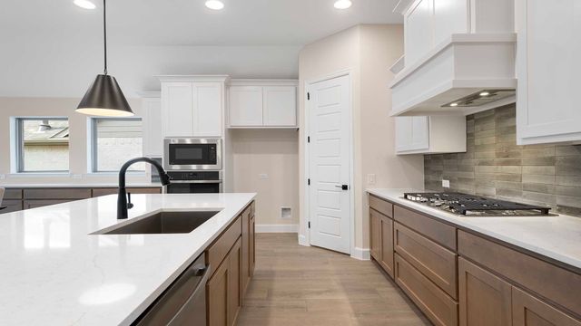 1711 Hillside Stroll Drive, Lavon, TX 75166