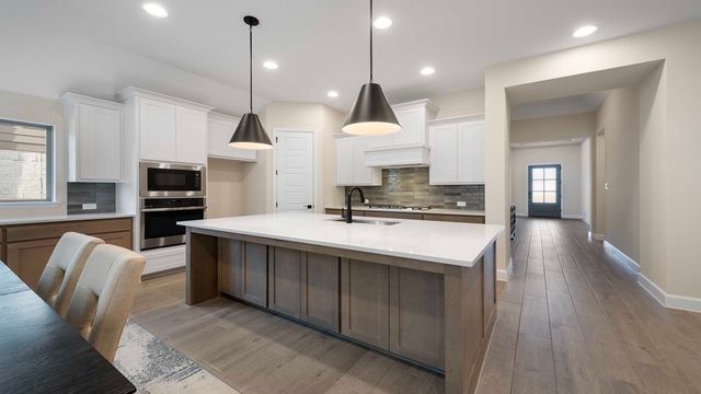 1711 Hillside Stroll Drive, Lavon, TX 75166