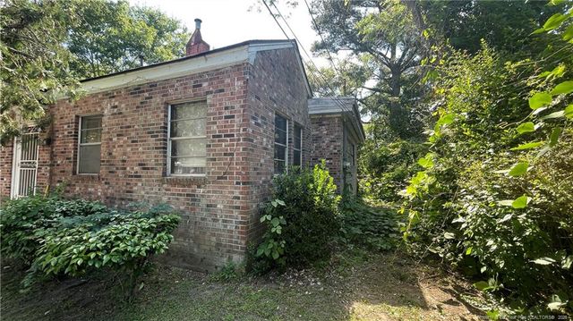 1203 Hillsboro Street, Fayetteville, NC 28301