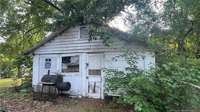1203 Hillsboro Street, Fayetteville, NC 28301