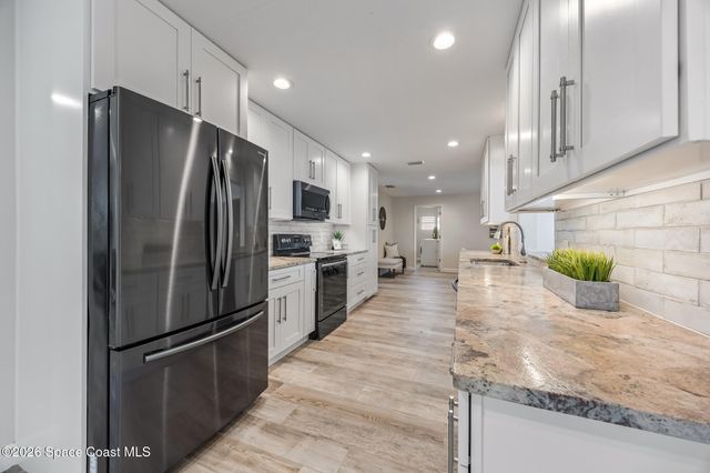 215 S Robert Way, Satellite Beach, FL 32937