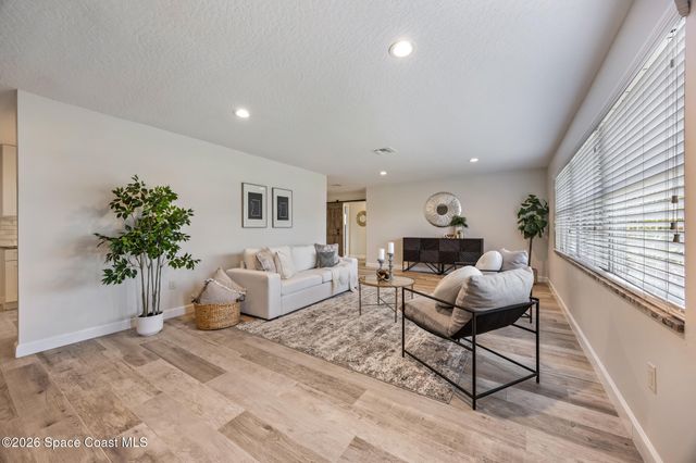 215 S Robert Way, Satellite Beach, FL 32937