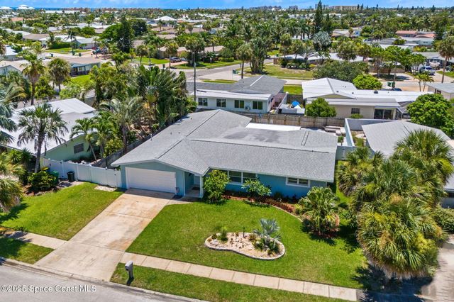 215 S Robert Way, Satellite Beach, FL 32937