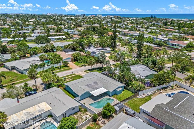 215 S Robert Way, Satellite Beach, FL 32937