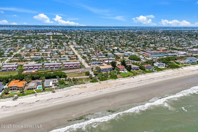 215 S Robert Way, Satellite Beach, FL 32937