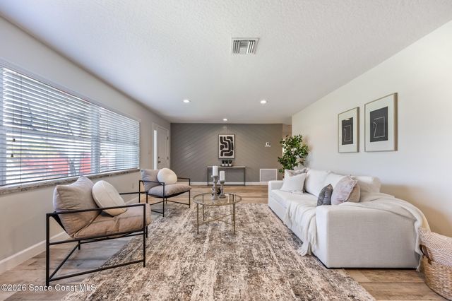 215 S Robert Way, Satellite Beach, FL 32937