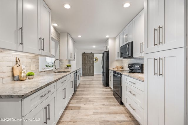 215 S Robert Way, Satellite Beach, FL 32937