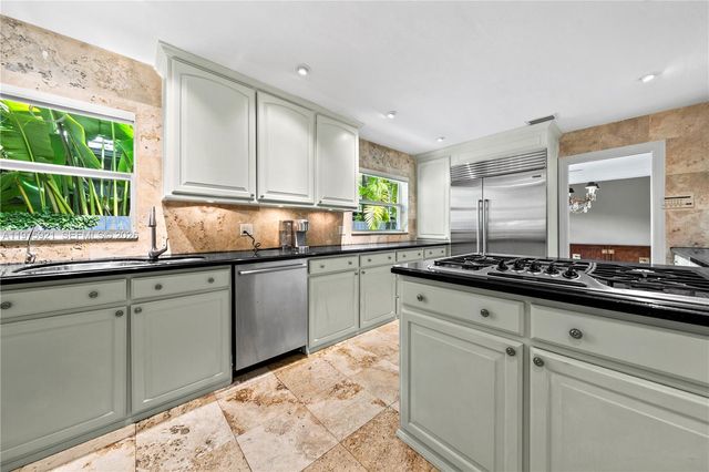 3821 Braganza Ave 3821, Miami, FL 33133