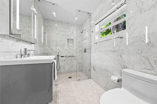 3821 Braganza Ave 3821, Miami, FL 33133