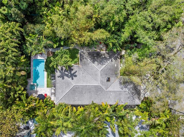 3821 Braganza Ave 3821, Miami, FL 33133