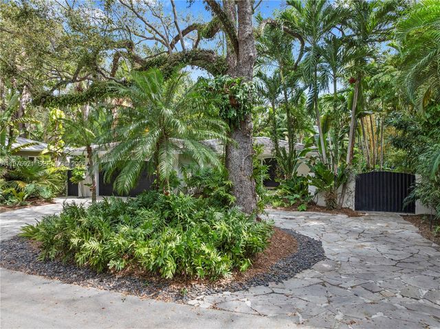 3821 Braganza Ave 3821, Miami, FL 33133