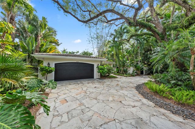 3821 Braganza Ave 3821, Miami, FL 33133