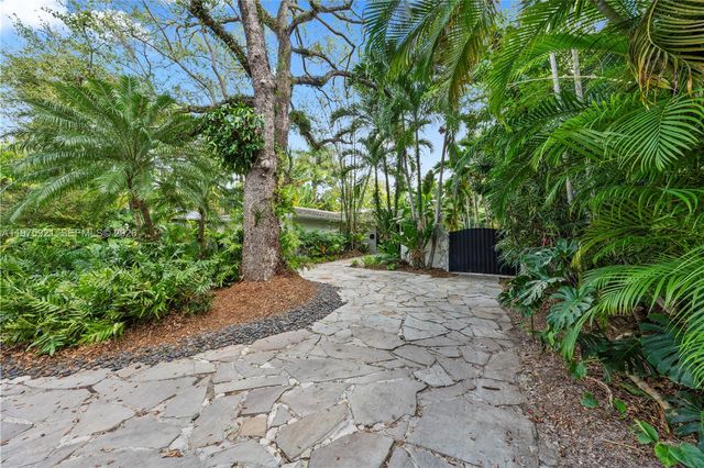 3821 Braganza Ave 3821, Miami, FL 33133