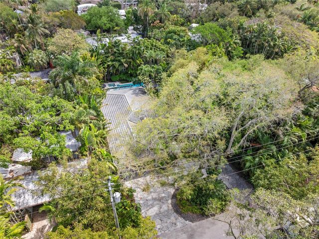 3821 Braganza Ave 3821, Miami, FL 33133