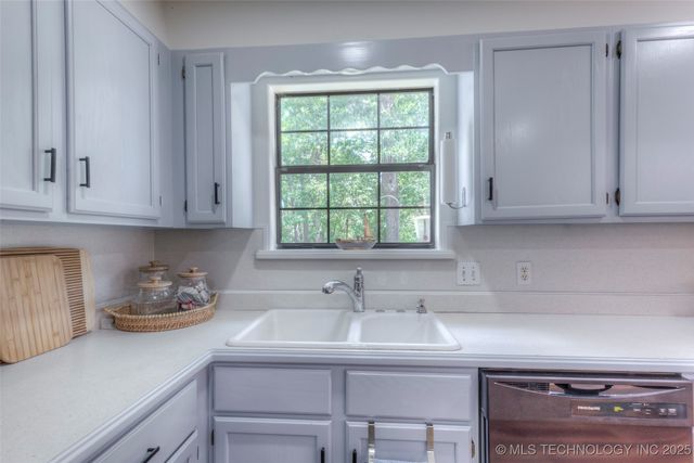 31680 S 602 Road, Grove, OK 74344