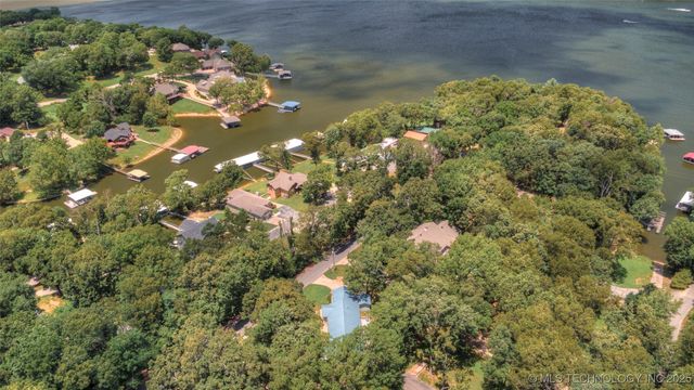 31680 S 602 Road, Grove, OK 74344