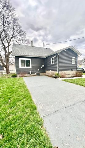 1411 S VanBuren Street, Auburn, IN 46706