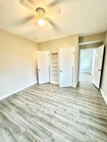 1411 S VanBuren Street, Auburn, IN 46706