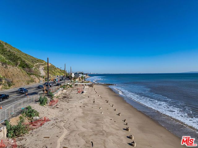 19042 Pacific Coast Highway, Malibu, CA 90265