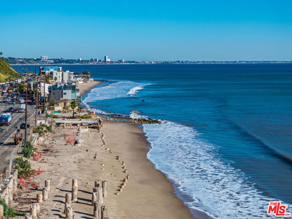 19042 Pacific Coast Highway, Malibu, CA 90265