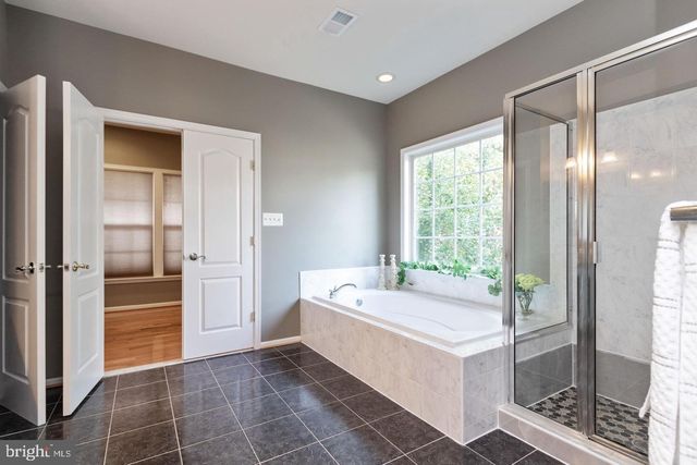 13312 SCOTCH RUN CT, Centreville, VA 20120