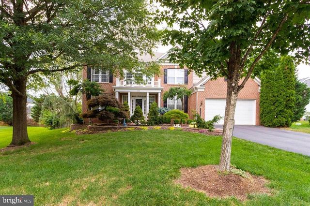 13312 SCOTCH RUN CT, Centreville, VA 20120