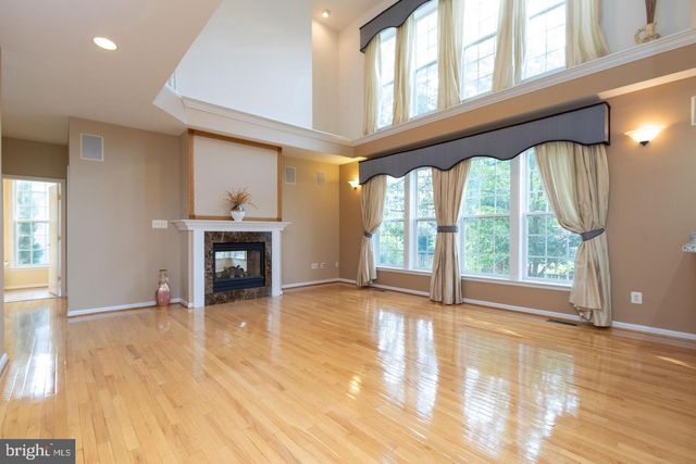 13312 SCOTCH RUN CT, Centreville, VA 20120