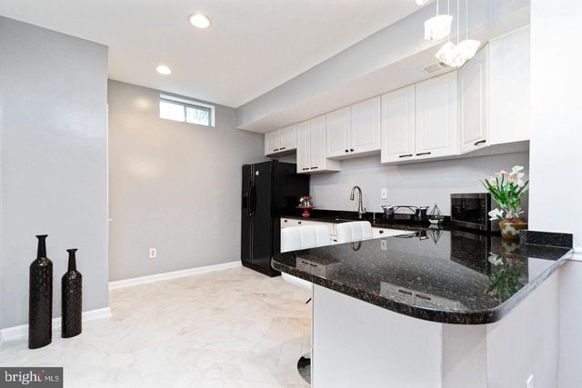 13312 SCOTCH RUN CT, Centreville, VA 20120