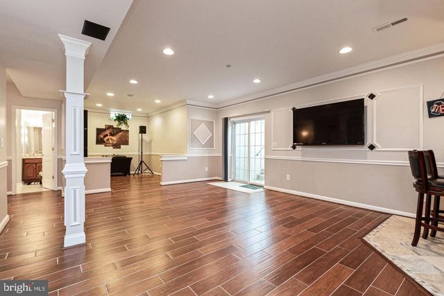 13312 SCOTCH RUN CT, Centreville, VA 20120