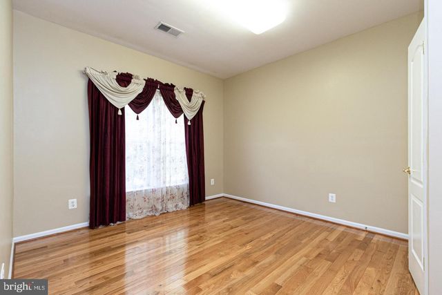 13312 SCOTCH RUN CT, Centreville, VA 20120