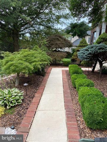 13312 SCOTCH RUN CT, Centreville, VA 20120