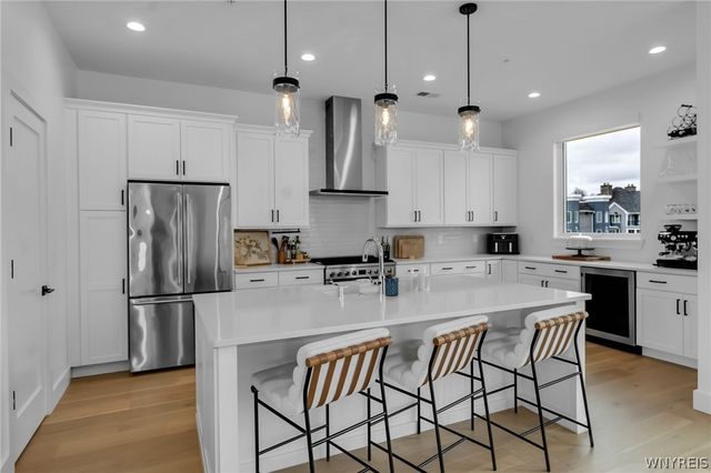 240 Lakefront Boulevard, Buffalo, NY 14202