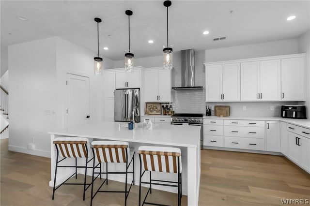 240 Lakefront Boulevard, Buffalo, NY 14202