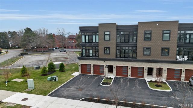 240 Lakefront Boulevard, Buffalo, NY 14202