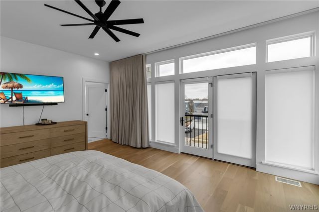 240 Lakefront Boulevard, Buffalo, NY 14202