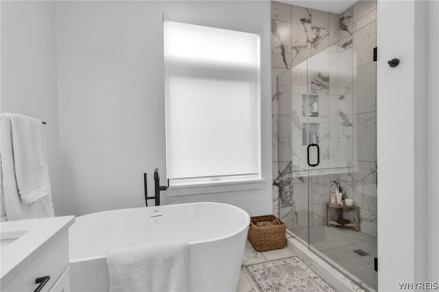 240 Lakefront Boulevard, Buffalo, NY 14202