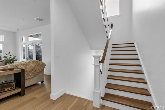 240 Lakefront Boulevard, Buffalo, NY 14202