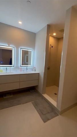 44-46 Temple Place PH, Boston, MA 02111