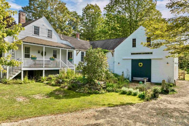 5 Trask Mountain Road, Wolfeboro, NH 03894