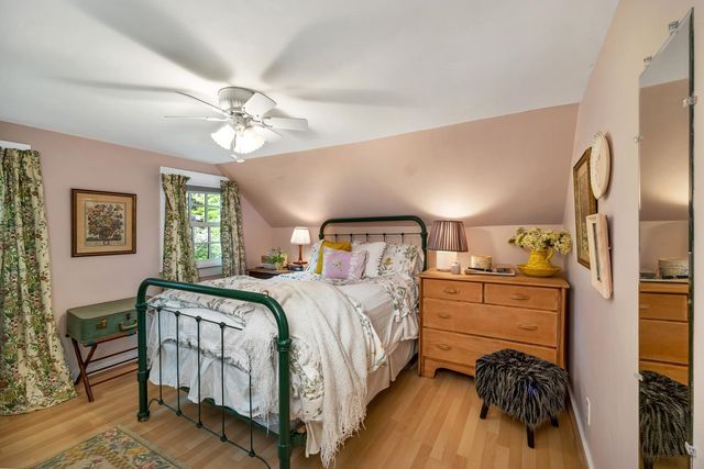 5 Trask Mountain Road, Wolfeboro, NH 03894