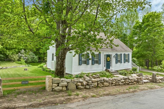 5 Trask Mountain Road, Wolfeboro, NH 03894