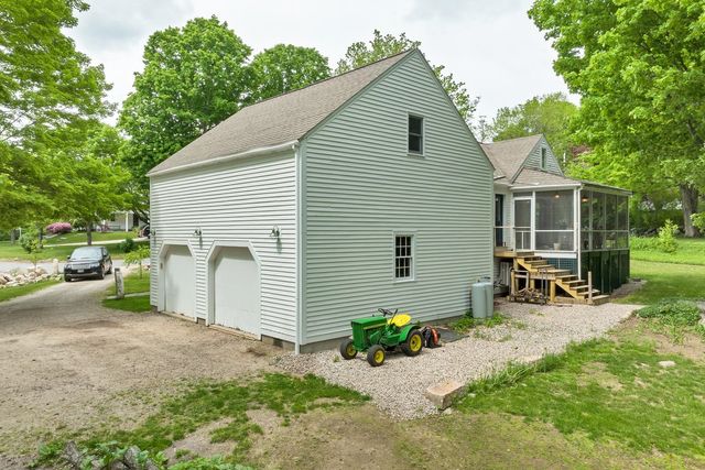 5 Trask Mountain Road, Wolfeboro, NH 03894
