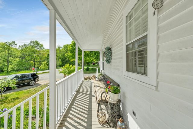 5 Trask Mountain Road, Wolfeboro, NH 03894