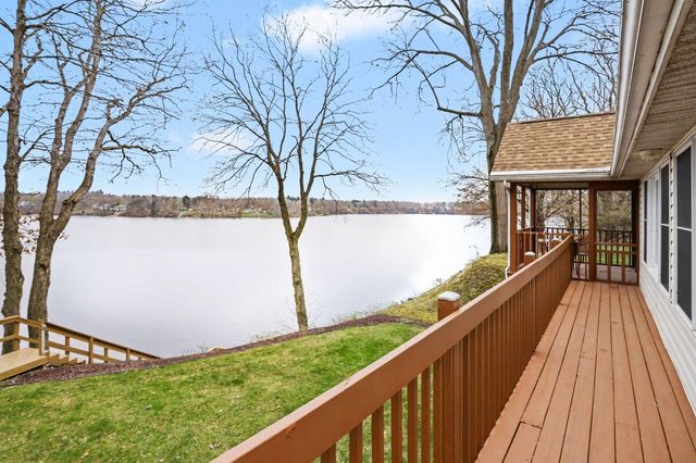 9895 Lakeview Drive, Oronoko Twp, MI 49103