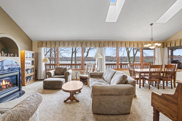 9895 Lakeview Drive, Oronoko Twp, MI 49103