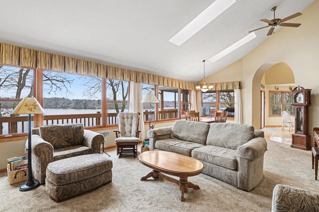 9895 Lakeview Drive, Oronoko Twp, MI 49103