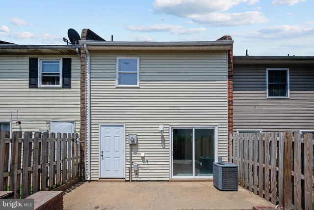 325 BROCK SQ, Fredericksburg, VA 22401
