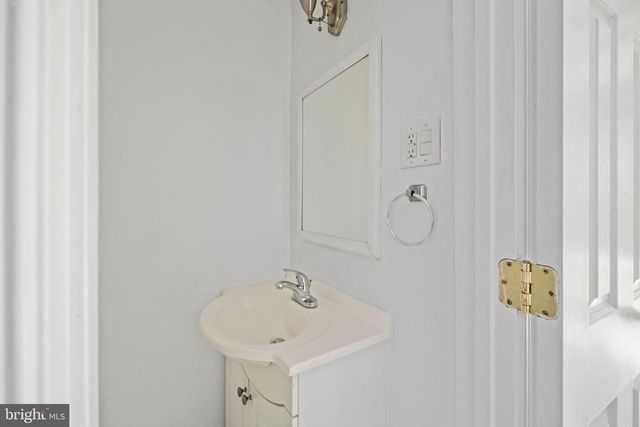 325 BROCK SQ, Fredericksburg, VA 22401