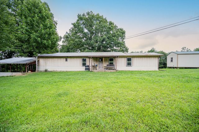 201 Victor Cabbage Rd, Hohenwald, TN 38462